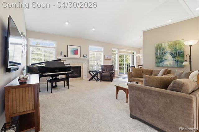 9031 Hidden Oaks Drive, Grand Blanc, MI 48439