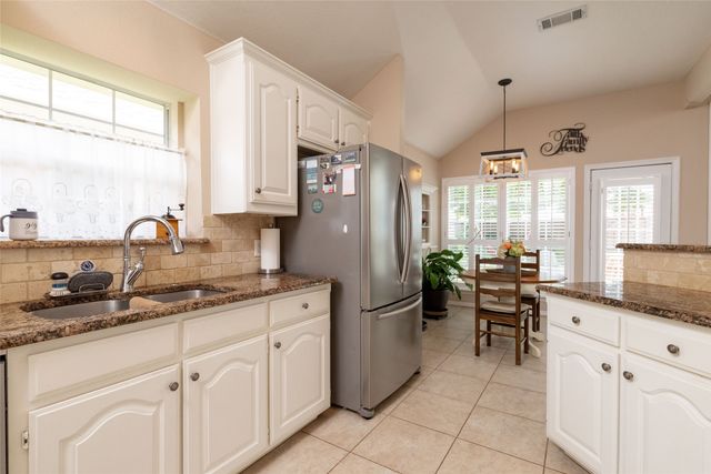 305 Chantilly Court, Hurst, TX 76054