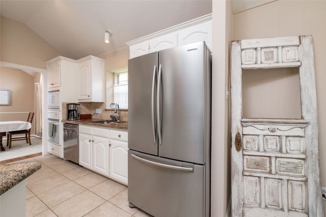 305 Chantilly Court, Hurst, TX 76054
