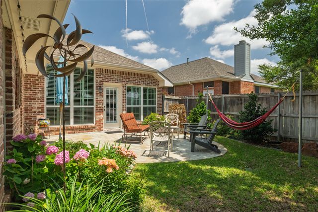 305 Chantilly Court, Hurst, TX 76054