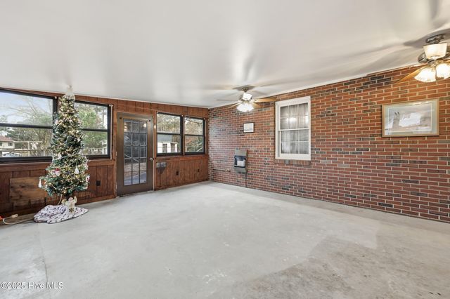 103 Cartwright Road, Elizabeth City, NC 27909