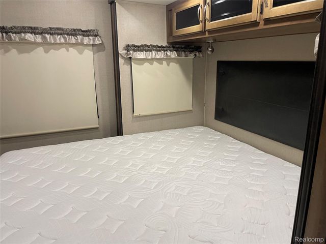 831 Main St, Au Gres, MI 48703