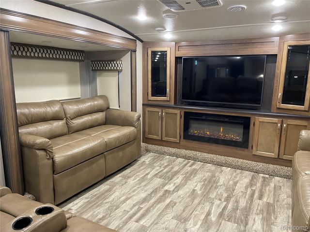 831 Main St, Au Gres, MI 48703