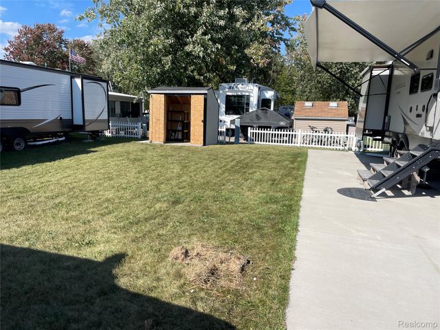 831 Main St, Au Gres, MI 48703