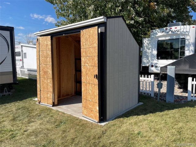 831 Main St, Au Gres, MI 48703