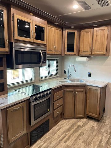 831 Main St, Au Gres, MI 48703