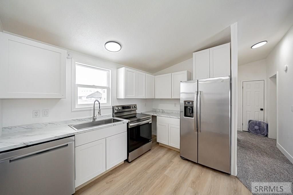 Image 11 of property listing at 1448 N Stevens Drive, Idaho Falls, ID 83401