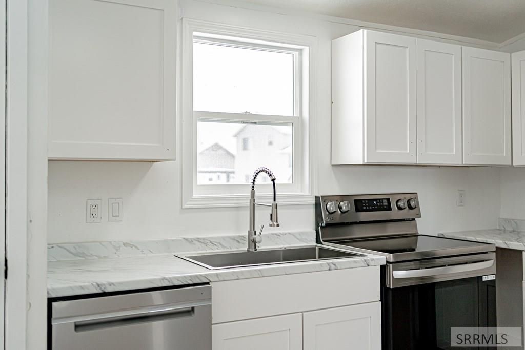 Image 12 of property listing at 1448 N Stevens Drive, Idaho Falls, ID 83401