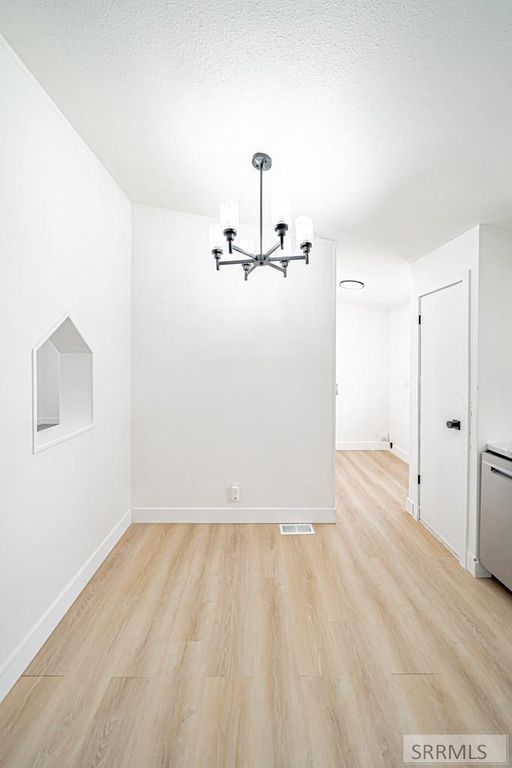 Image 7 of property listing at 1448 N Stevens Drive, Idaho Falls, ID 83401