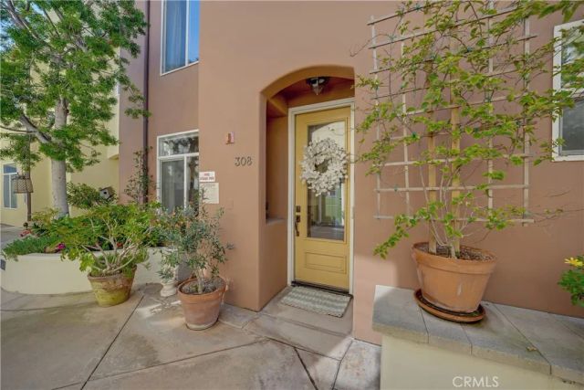 308 5th Street, Huntington Beach, CA 92648