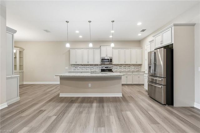 10240 Avonleigh DR, Bonita Springs, FL 34135