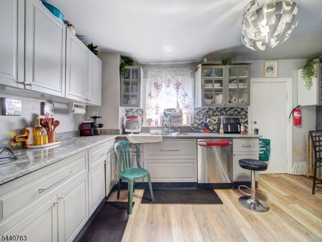 40 Bruen Ave, Irvington Twp., NJ 07111