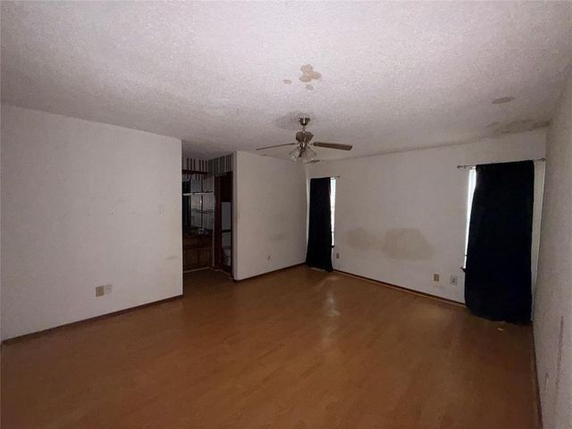 926 W Churchill Way, Mustang, OK 73064