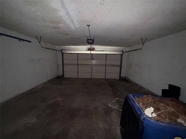 926 W Churchill Way, Mustang, OK 73064