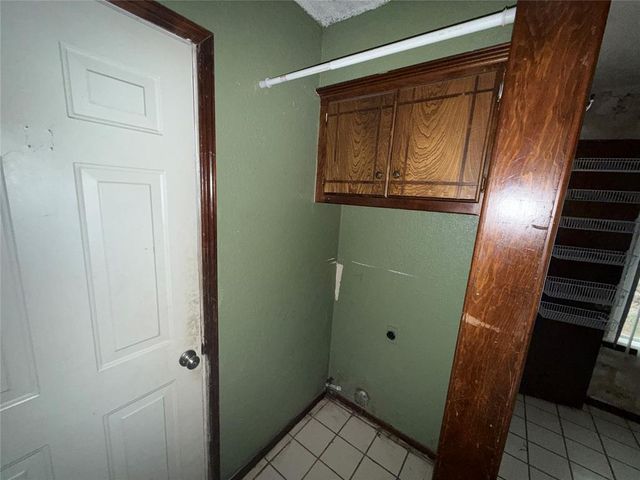 926 W Churchill Way, Mustang, OK 73064