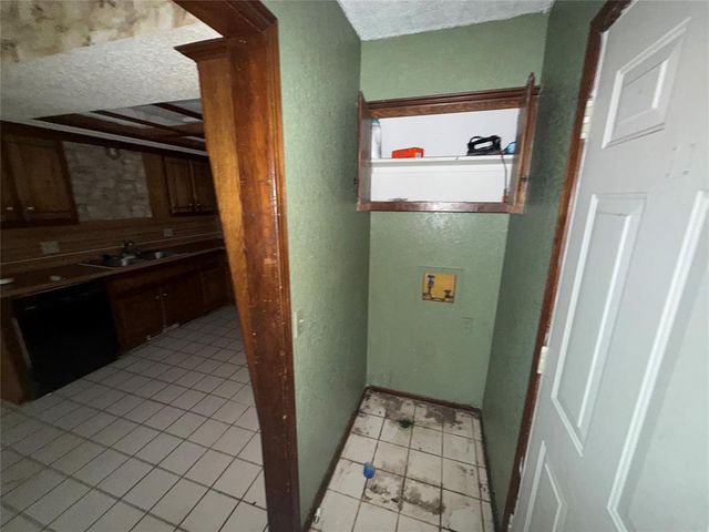 926 W Churchill Way, Mustang, OK 73064