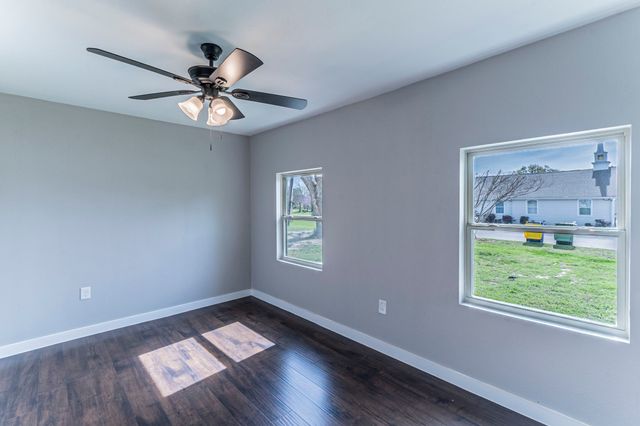 203 Ferrell Drive, Seagoville, TX 75159