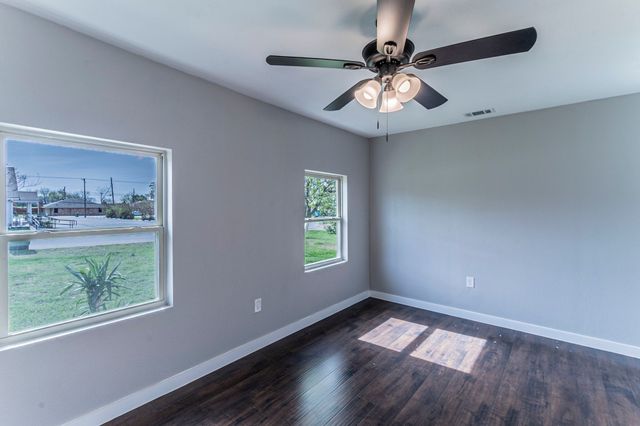 203 Ferrell Drive, Seagoville, TX 75159