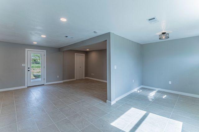 203 Ferrell Drive, Seagoville, TX 75159