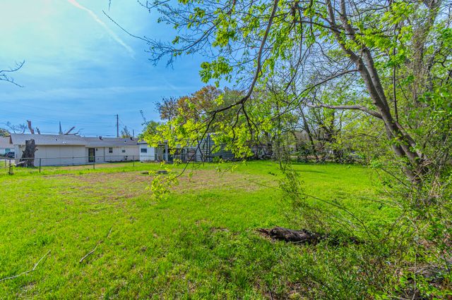 203 Ferrell Drive, Seagoville, TX 75159