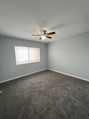 301 SW Palm Dr Apt 205, Port St Lucie, FL 34986