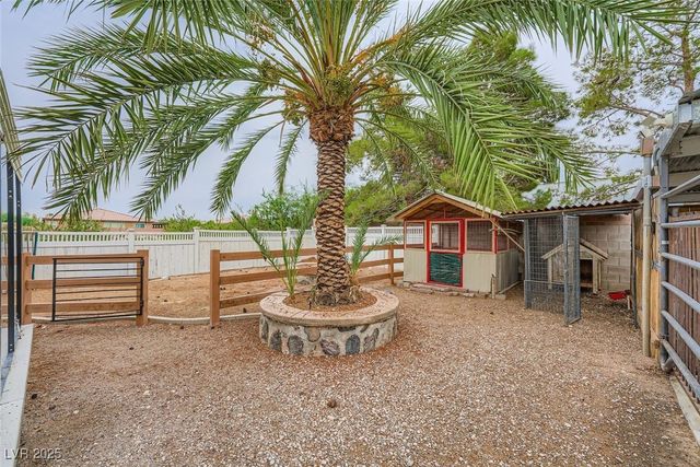 10410 La Cienega Street, Las Vegas, NV 89183