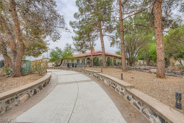 10410 La Cienega Street, Las Vegas, NV 89183