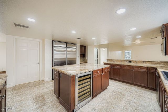 10410 La Cienega Street, Las Vegas, NV 89183