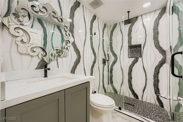 10410 La Cienega Street, Las Vegas, NV 89183