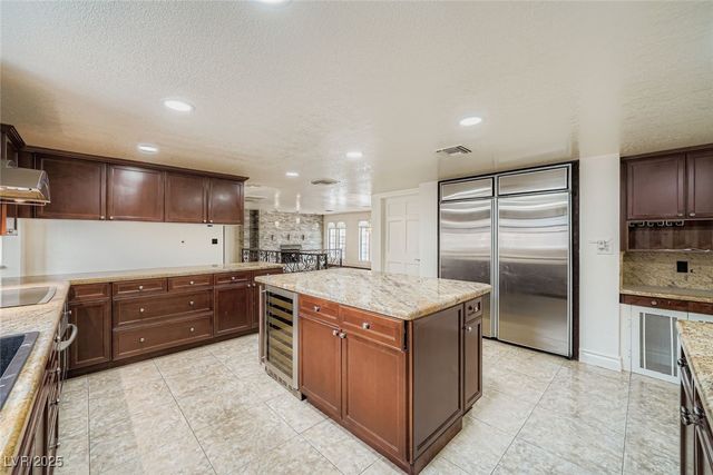 10410 La Cienega Street, Las Vegas, NV 89183