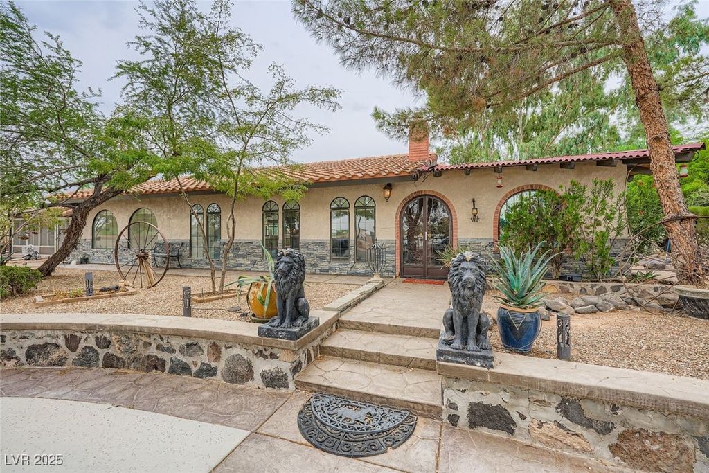 10410 La Cienega Street, Las Vegas, NV 89183