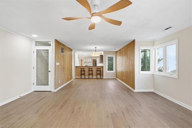 4936 Lauderdale AVE, Virginia Beach, VA 23455