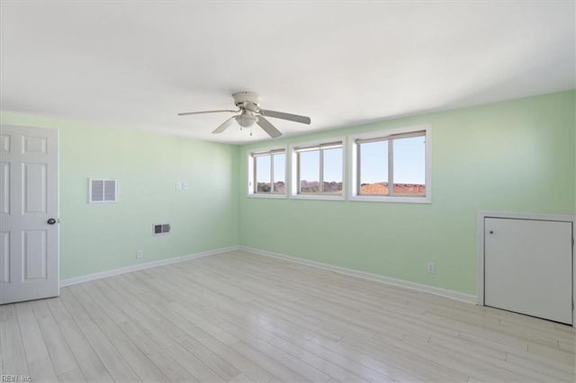 4936 Lauderdale AVE, Virginia Beach, VA 23455