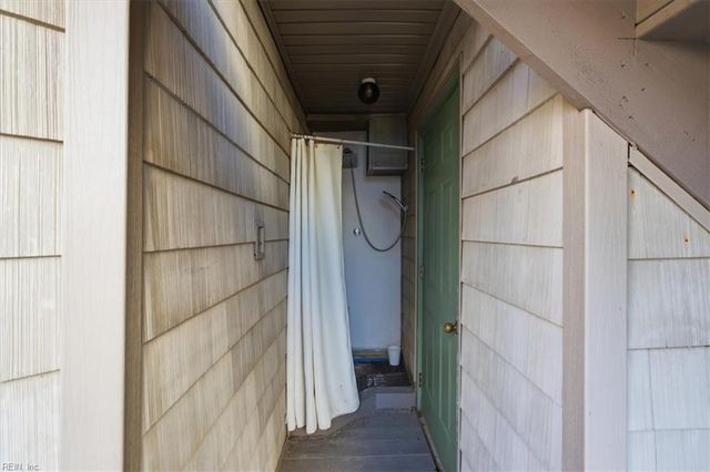 4936 Lauderdale AVE, Virginia Beach, VA 23455