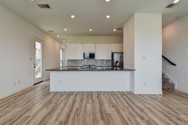 4115 Balboa Drive, Iowa Colony, TX 77583