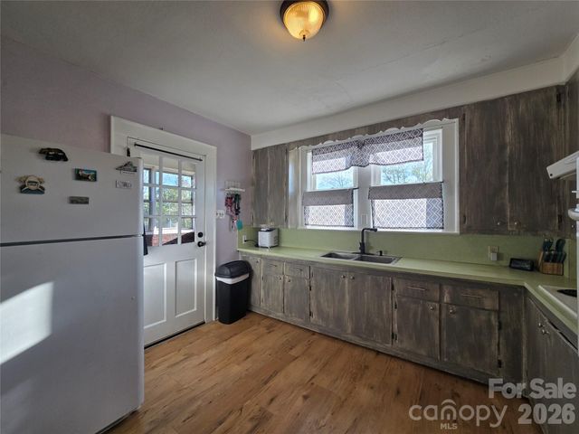 4207 Section House Road, Hickory, NC 28601