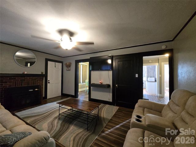 4207 Section House Road, Hickory, NC 28601