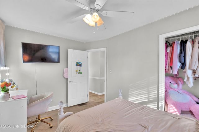 2022 Nocturne Dr, Louisville, KY 40272