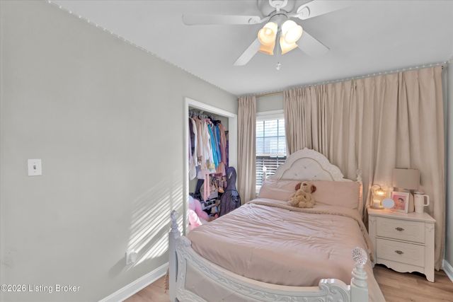 2022 Nocturne Dr, Louisville, KY 40272