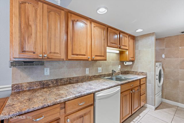 3737 LORETTO Road 803, Jacksonville, FL 32223