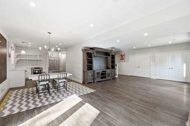 1017 N OAKRIDGE DR, Farmington, UT 84025