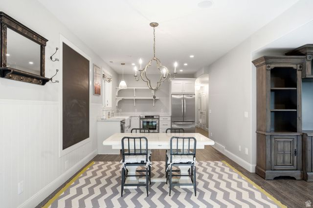 1017 N OAKRIDGE DR, Farmington, UT 84025