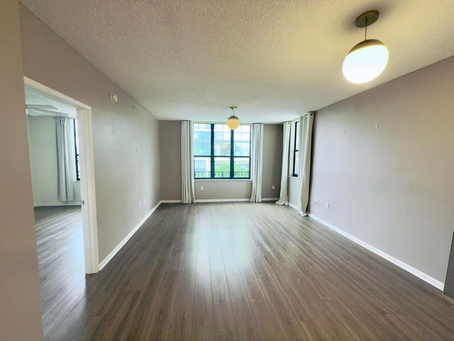 630 S Sapodilla Avenue 333, West Palm Beach, FL 33401