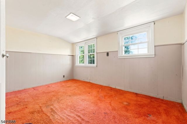 120 S 15Th Ave, Manville Boro, NJ 08835