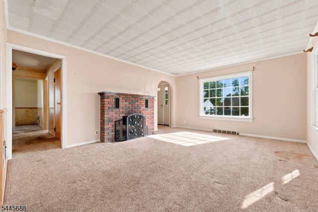 120 S 15Th Ave, Manville Boro, NJ 08835