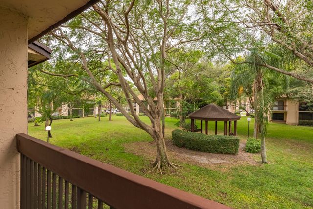 2217 SW 15 Street 240, Deerfield Beach, FL 33442