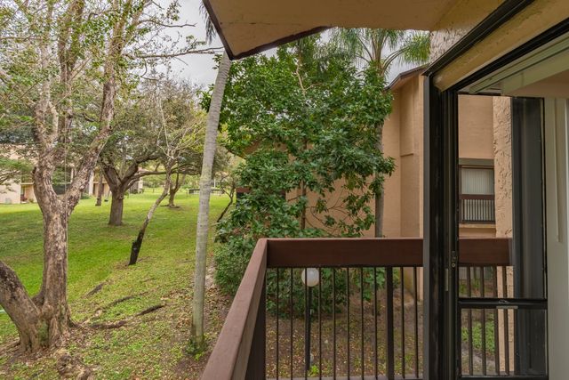 2217 SW 15 Street 240, Deerfield Beach, FL 33442