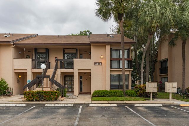 2217 SW 15 Street 240, Deerfield Beach, FL 33442