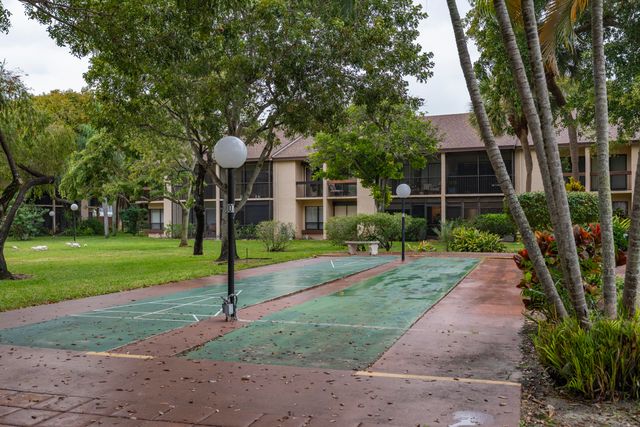 2217 SW 15 Street 240, Deerfield Beach, FL 33442