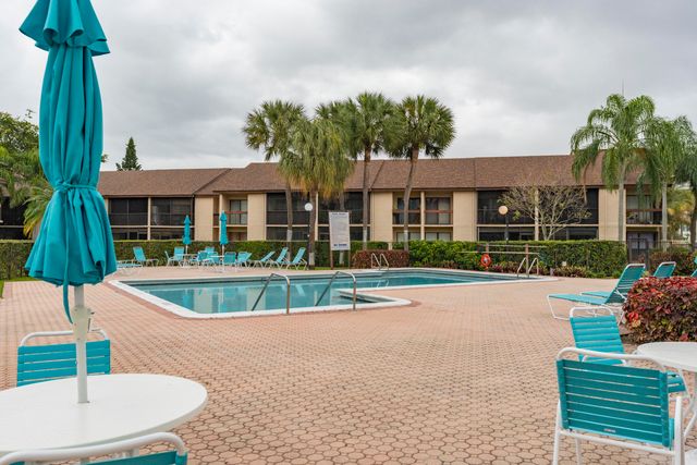 2217 SW 15 Street 240, Deerfield Beach, FL 33442